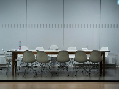 Nederlandse bedrijven kiezen in 2026 voor minder, niet meer